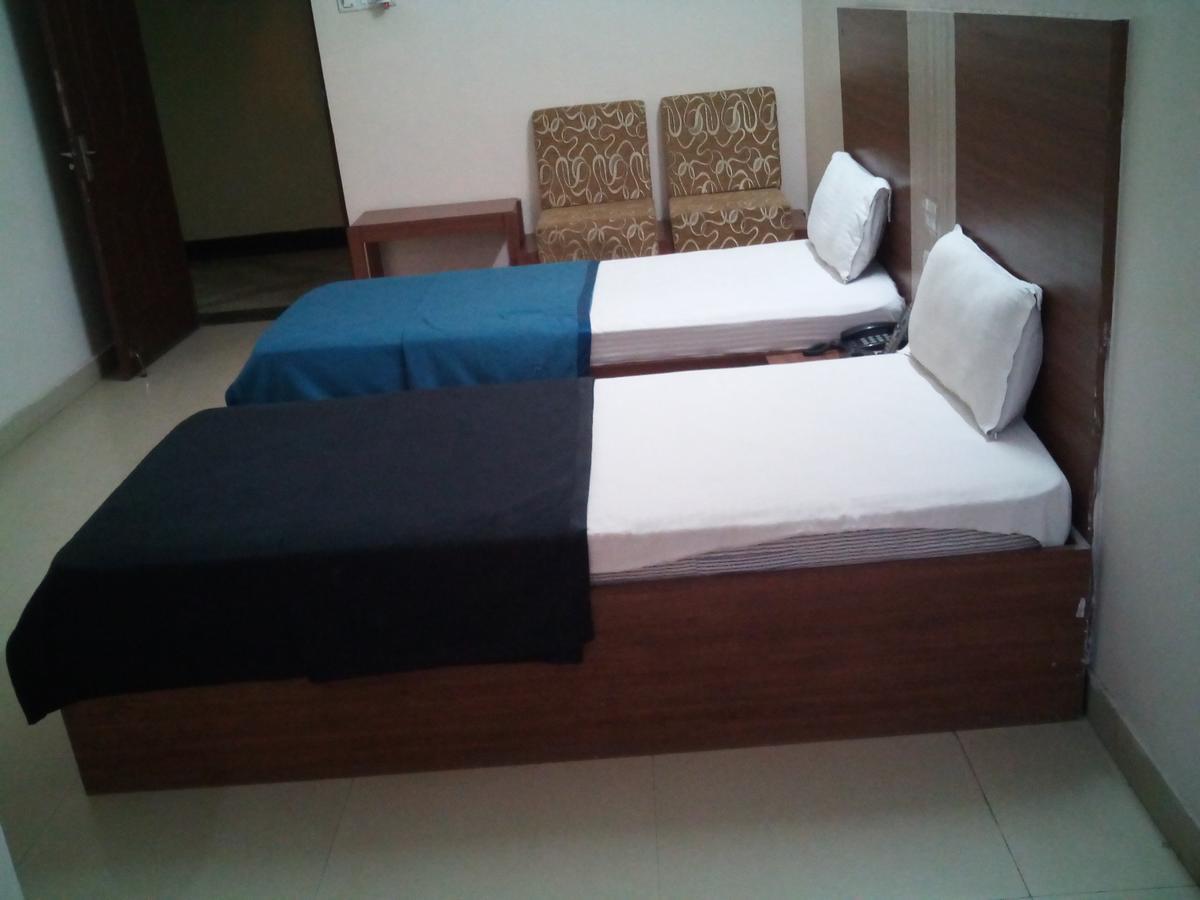 Hotel Shree Sai Shraddha Raigarh Luaran gambar